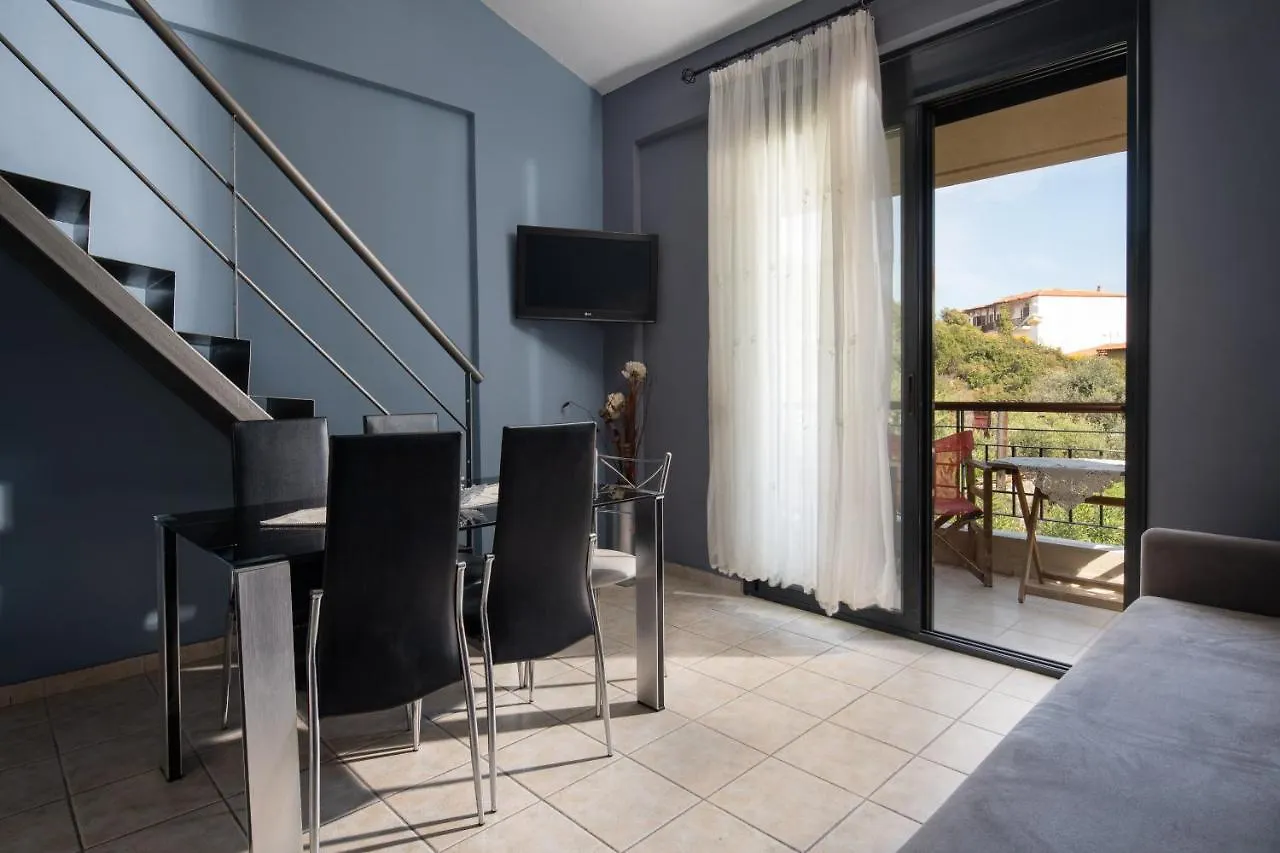 Maria Pitsioni Apartment Kalamitsi